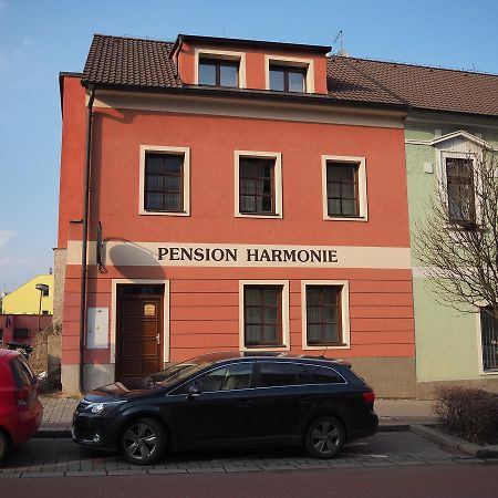 Pension Harmonie -Self Check-In Kolín Zewnętrze zdjęcie